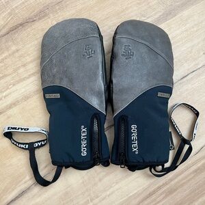 W’s Oyuki Mitts, size medium, black/grey